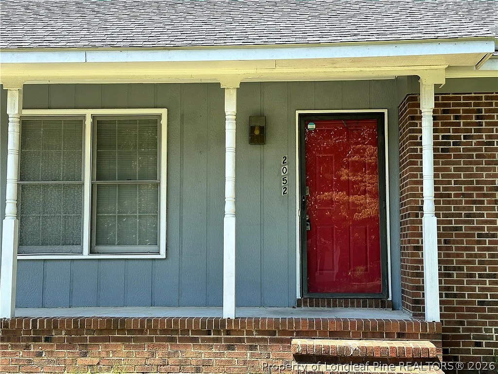 3 bed, 2.0 bath, 1636 sqft, $1,500 — Photo 2