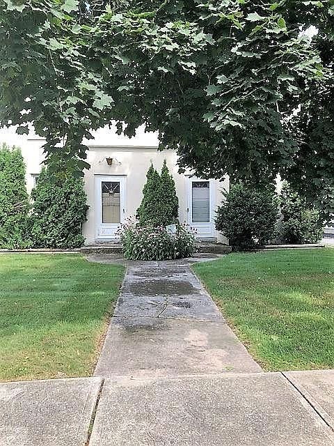 1st image of 114 Crosby St #114