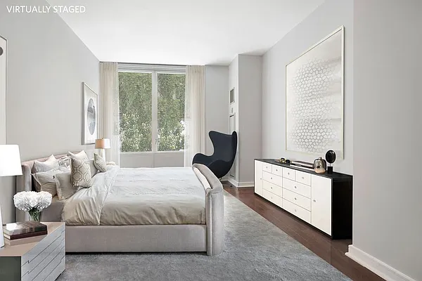 Sold by Stribling | media 3