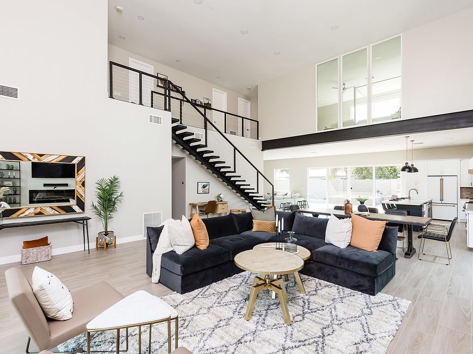 1st image of 3732 N 68th St
