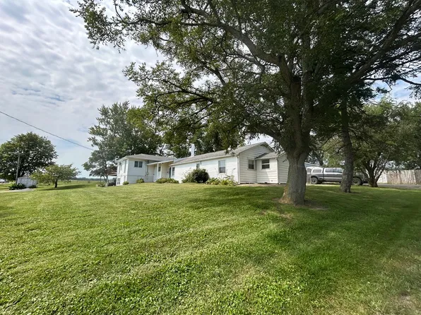 18527 Poland Rd, Danville, IL 61834