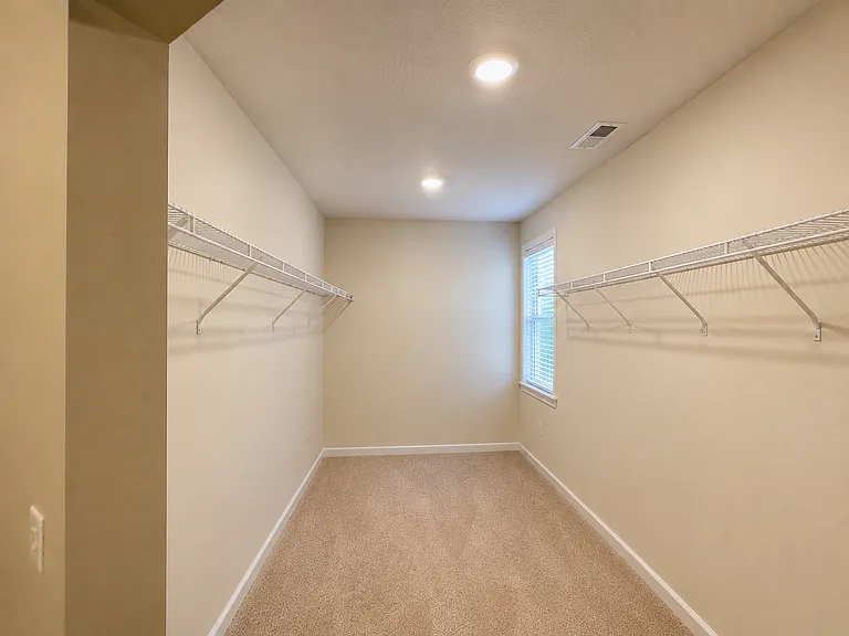 5254 Arryne Dr S — Photo 31