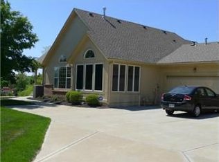 15262 S Greenwood St STE 2402, Olathe, KS 66062