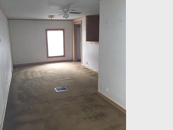2nd image of 772 Lansing St