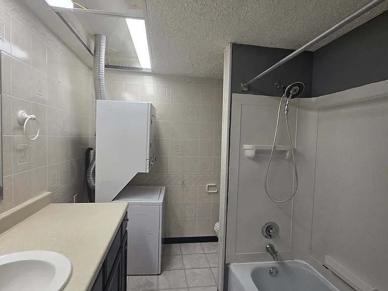101 E Ticonderoga Dr #O — Photo 5