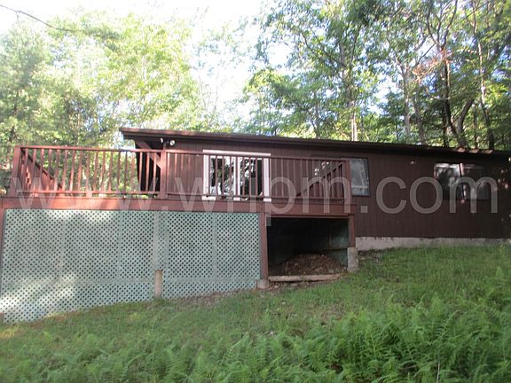 4th image of 145 Lake Dr