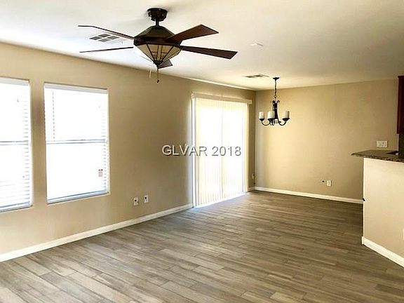 4th image of 9248 Weeping Water Ave