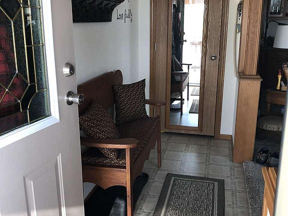 2nd image of 1128 Riley Ct