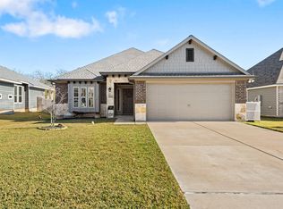 2004 Dumfries Dr, Bryan, TX 77807