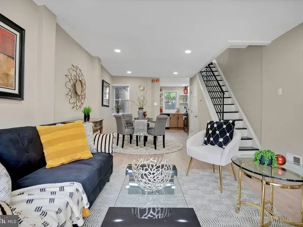 1933 Pierce St, Philadelphia, PA 19145