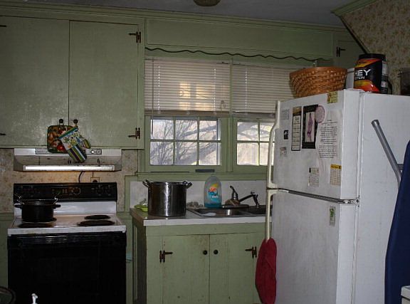 5th image of 621 Virginia Ave