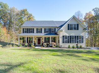 20 Rustic Ridge Rd, Fredericksburg, VA 22405