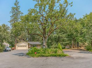 297 Stanvira Way, Grants Pass, OR 97526