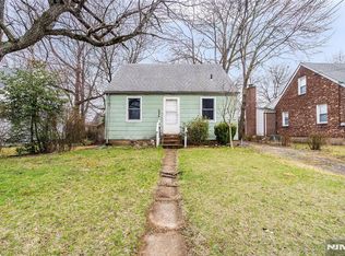 854 Edel Ave, Maywood, NJ 07607