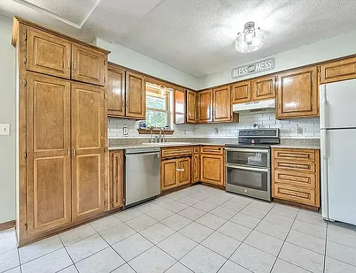 1017 Kiowa St — Photo 21