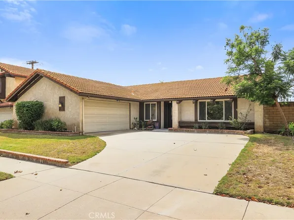 13203 Peach Hill Rd, Moorpark, CA 93021