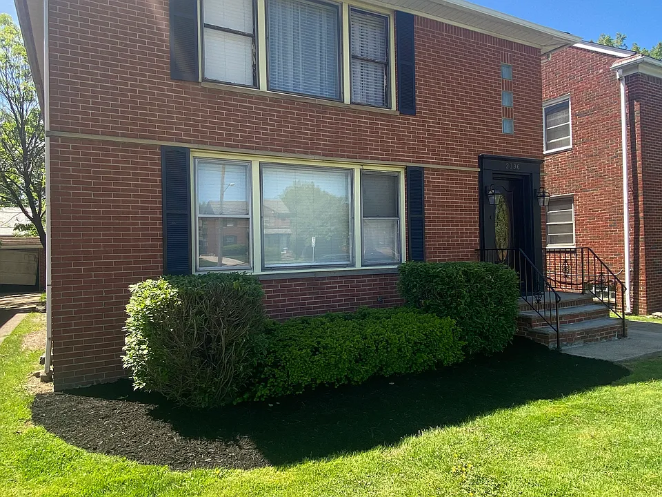 2396 Warrensville Center Rd