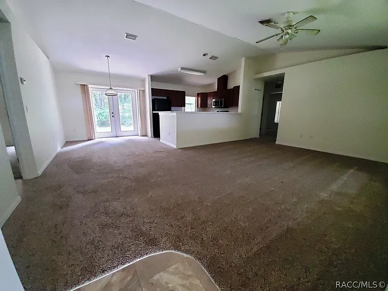 3880 E Byrd St — Photo 2