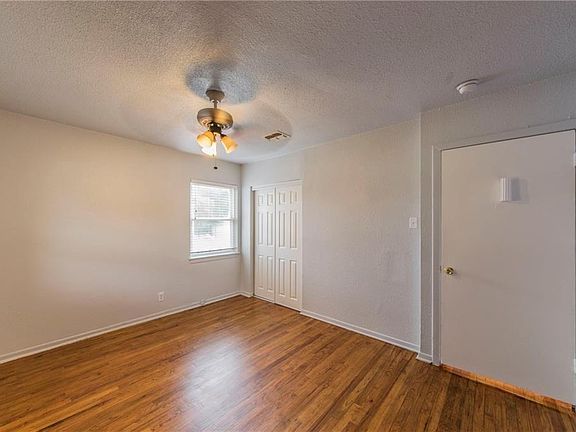 4th image of 2805 Birch Park Dr