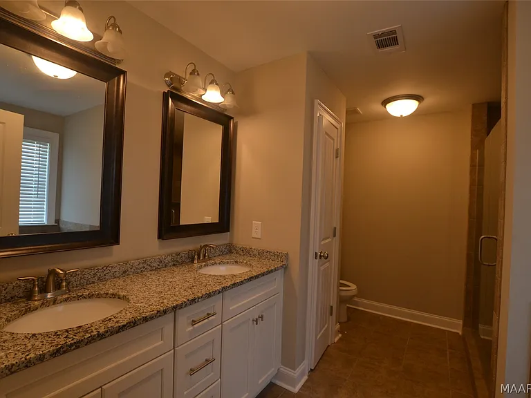 1111 Benjamin Way — Photo 11