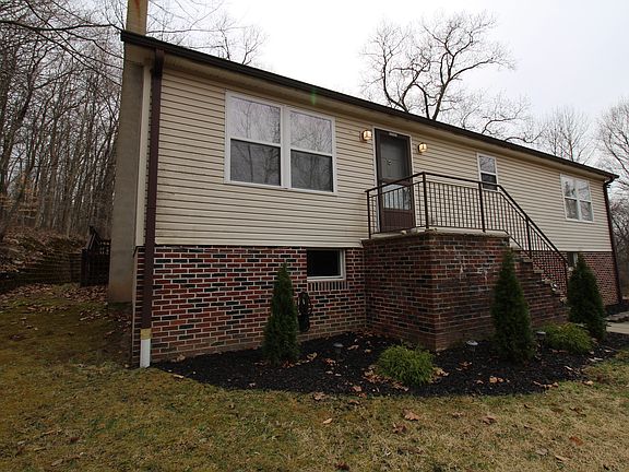 4th image of 8 Black Bear Dr