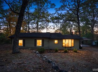12491 Oak Dr, Sainte Genevieve, MO 63670