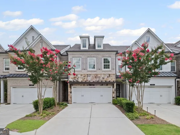 3944 Cliffmont Cir, Marietta, GA 30068