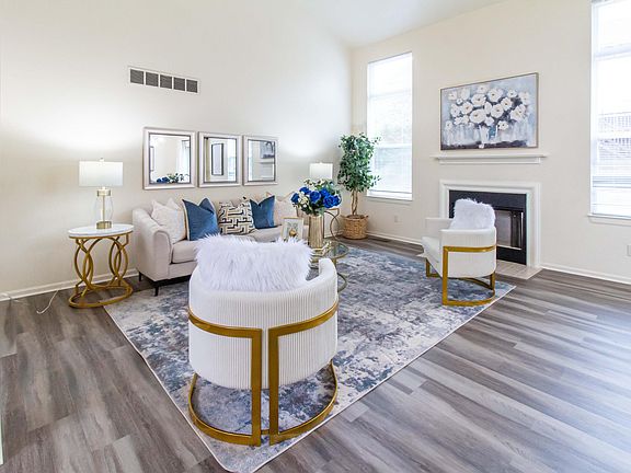 4th image of 3205 Aldwych Cir