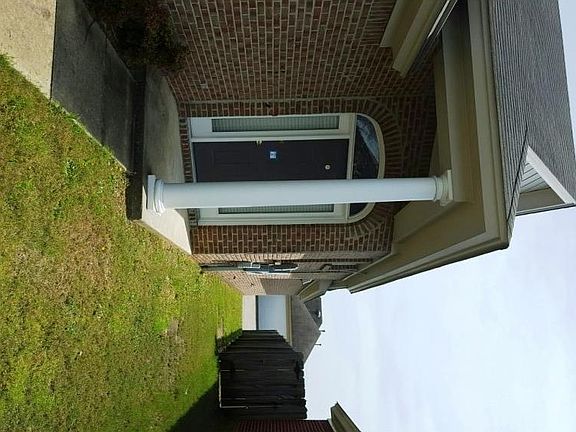 3rd image of 9213 Blue Stone Dr