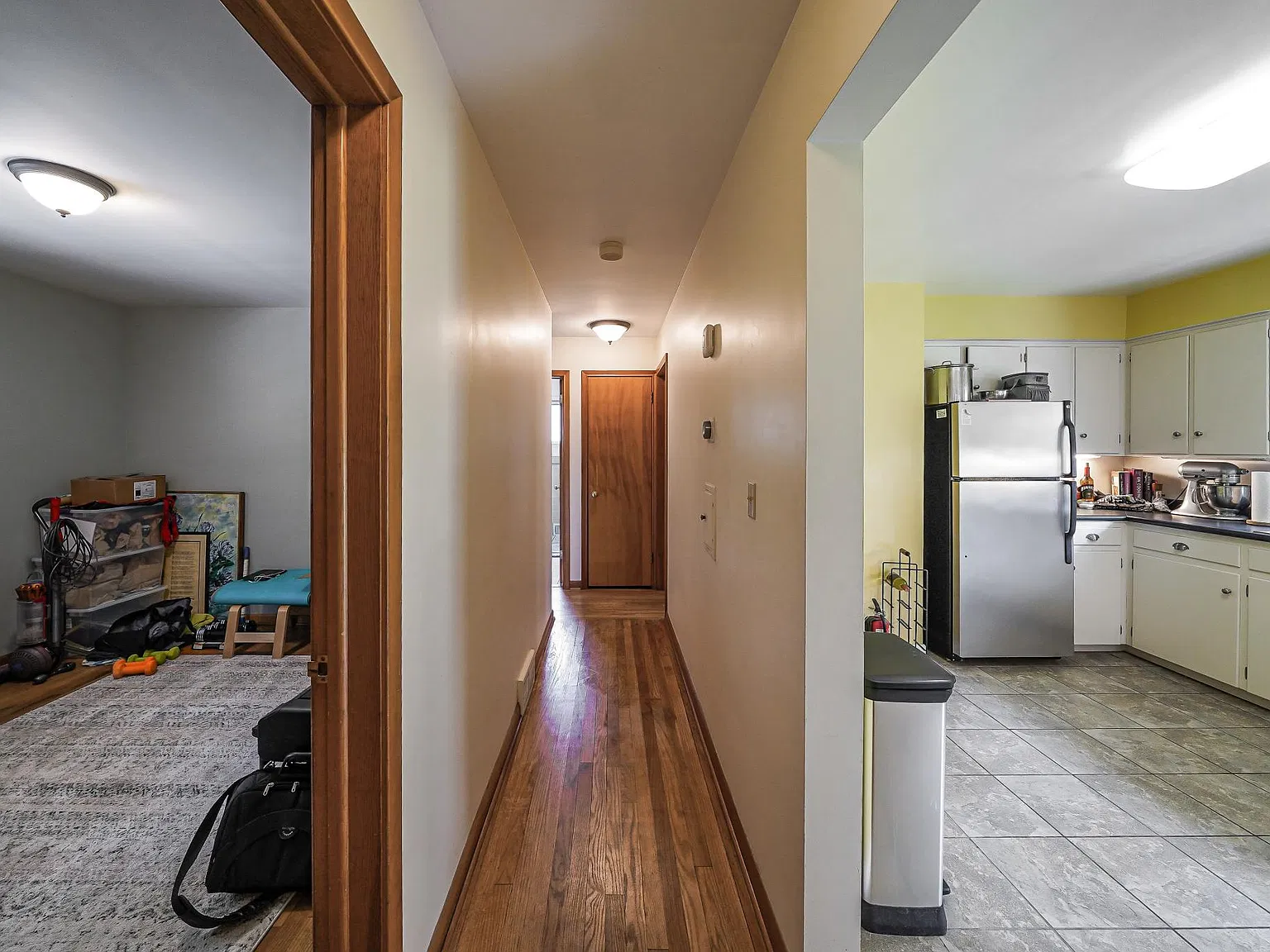 3 bed, 1417 sqft, $2,300 — Photo 4
