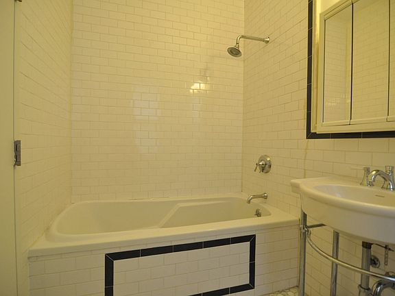 5th image of 291 Eastern Pkwy APT 23