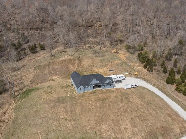 401 Moore Hollow Rd, Vanceburg, KY 41179