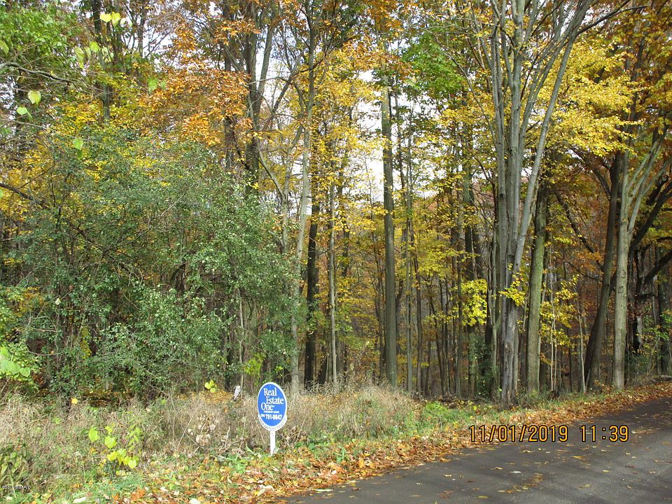 1st image of Lake Hills Dr