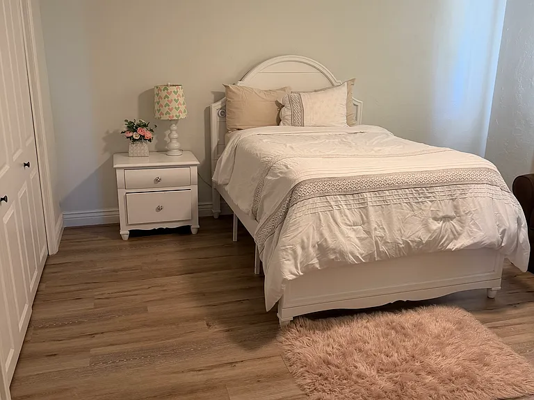 356 Nassau Ct — Photo 25