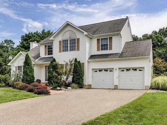 3rd image of 1766 Calico Ln