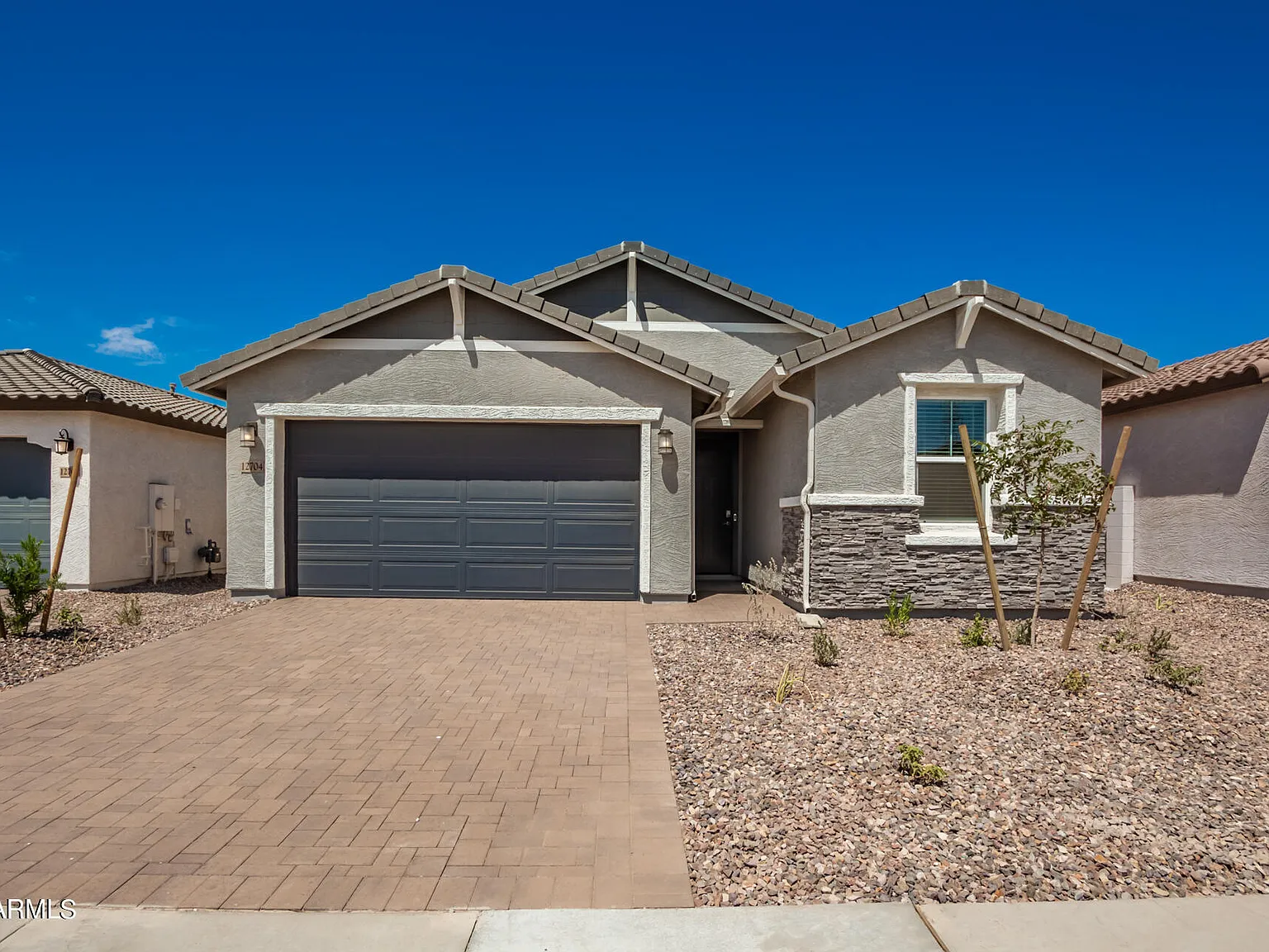 5 bed, 3.0 bath, 1953 sqft, $2,499 — Photo 2