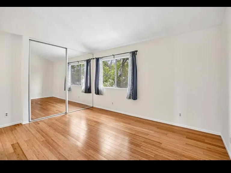 15210 Shadybend Dr #41 — Photo 29