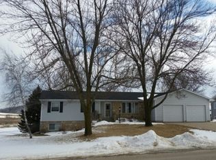 7132 Kippley Rd, Sauk City, WI 53583
