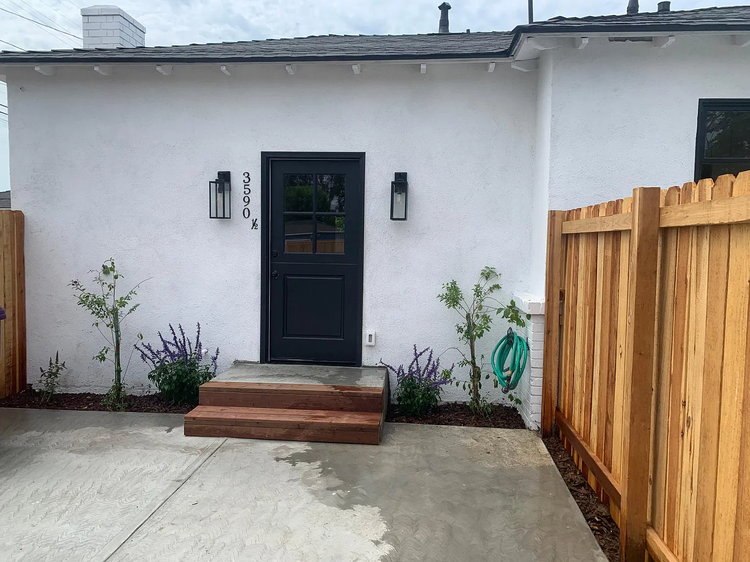 3590 Walnut Ave — Photo 1