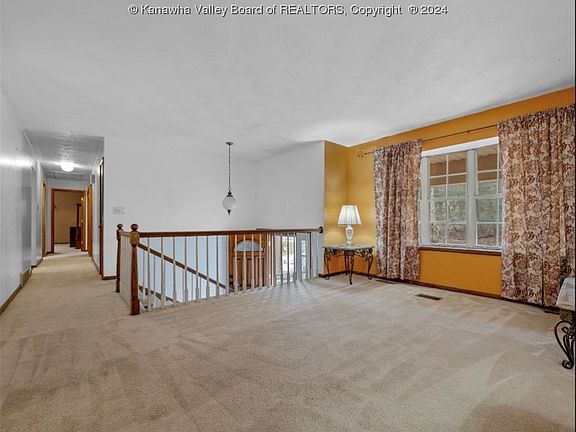 3rd image of 1433 Alexandria Pl