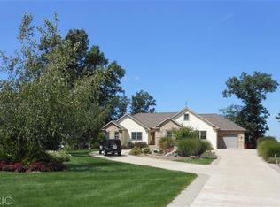 2359 Windy Ridge Dr, Muskegon, MI 49442