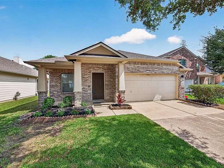 22210 Bellow Glen Dr — Photo 4