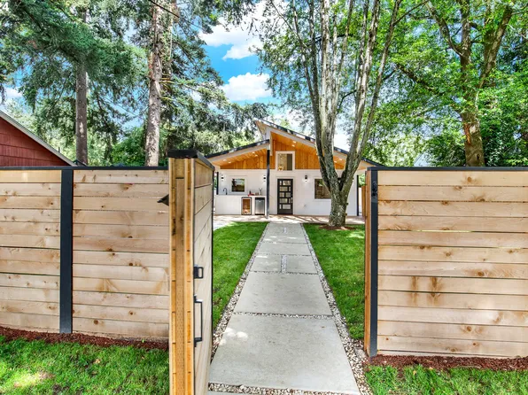 9721 N Leonard St, Portland, OR 97203