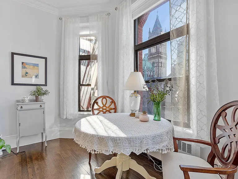 271 Dartmouth St #4H — Photo 5
