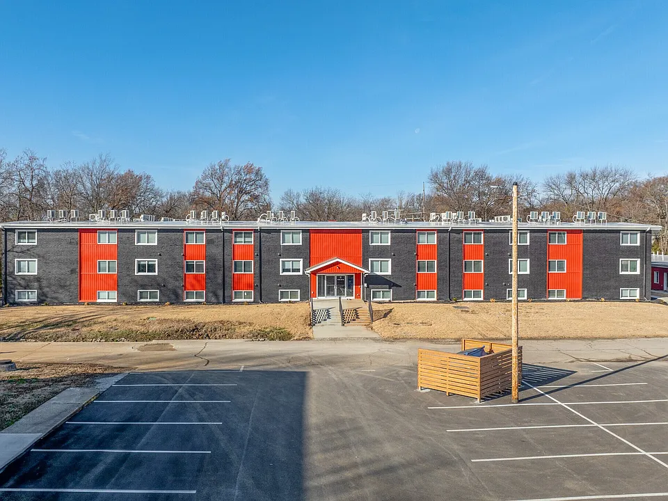 University Digs Apartments