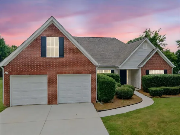 3690 Golfe Links Dr, Snellville, GA 30039