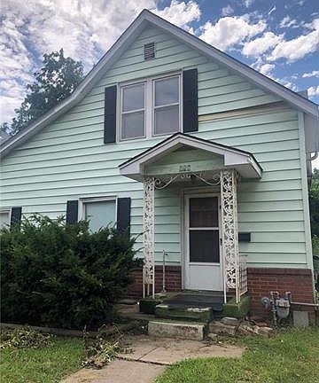 2nd image of 212 N 21st St