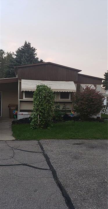 1st image of 101 Carefree Ln