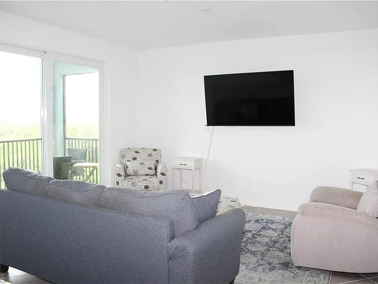 14121 Heritage Landing Blvd #737 — Photo 7