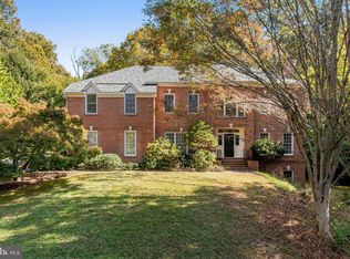 177 River Park Dr, Great Falls, VA